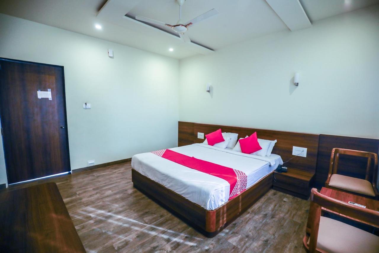 Hotel The Cult Hubli Ngoại thất bức ảnh