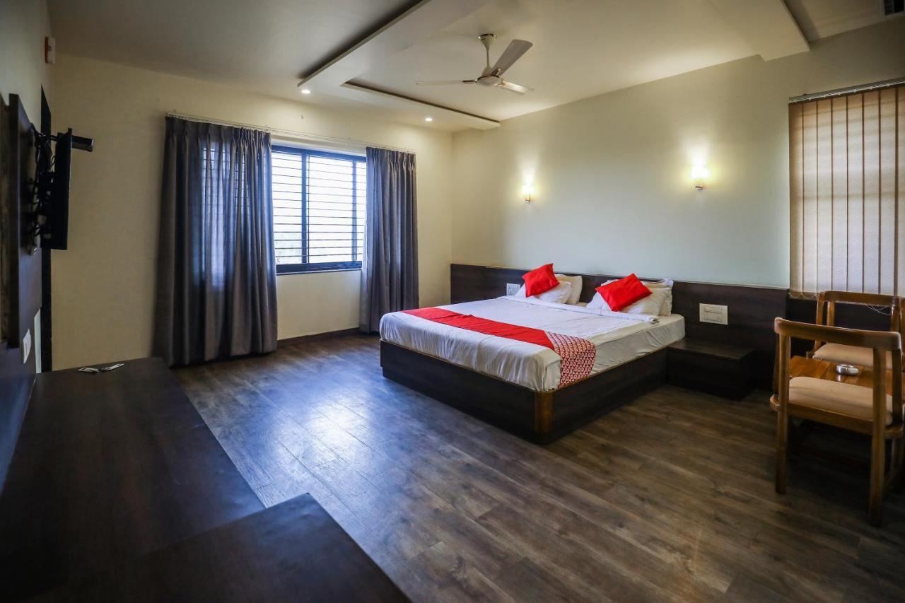 Hotel The Cult Hubli Ngoại thất bức ảnh