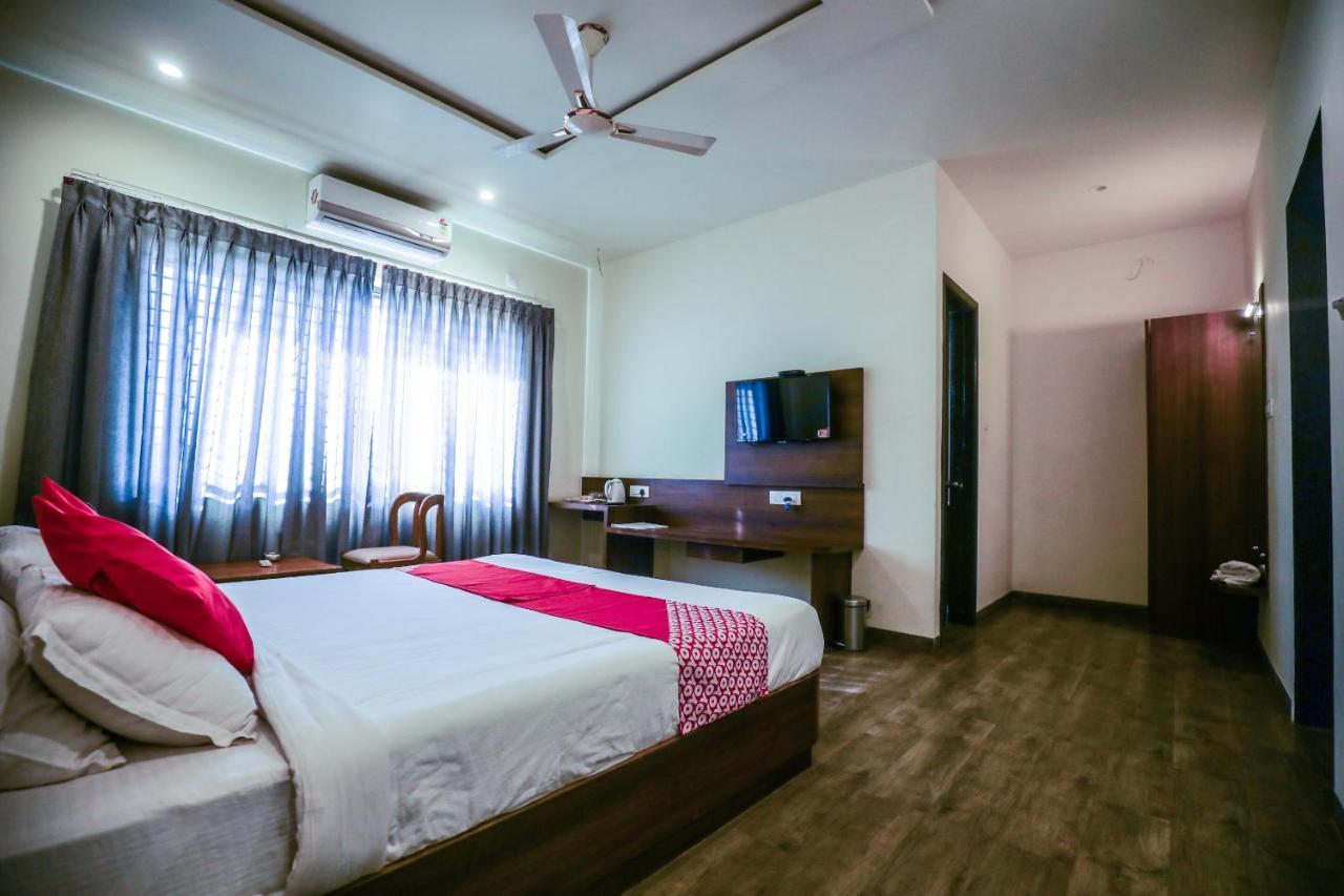 Hotel The Cult Hubli Ngoại thất bức ảnh