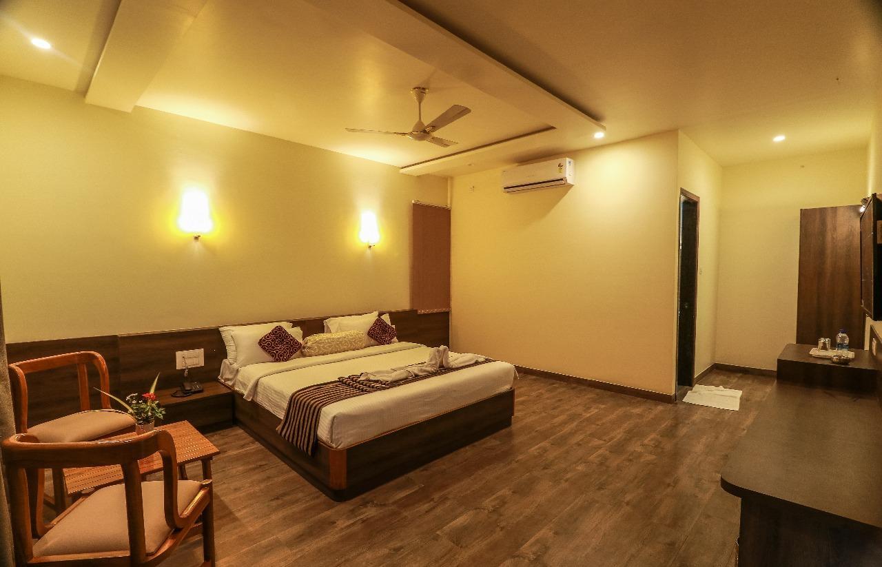 Hotel The Cult Hubli Ngoại thất bức ảnh